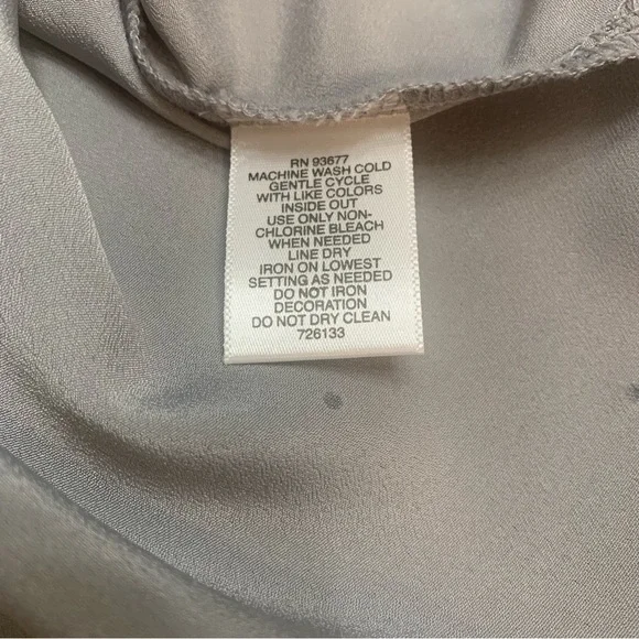 Liz Claiborne Silver Long Sleeve Dressy Rhinestone Button Up Blouse Ladies Sz S - Picture 9 of 10